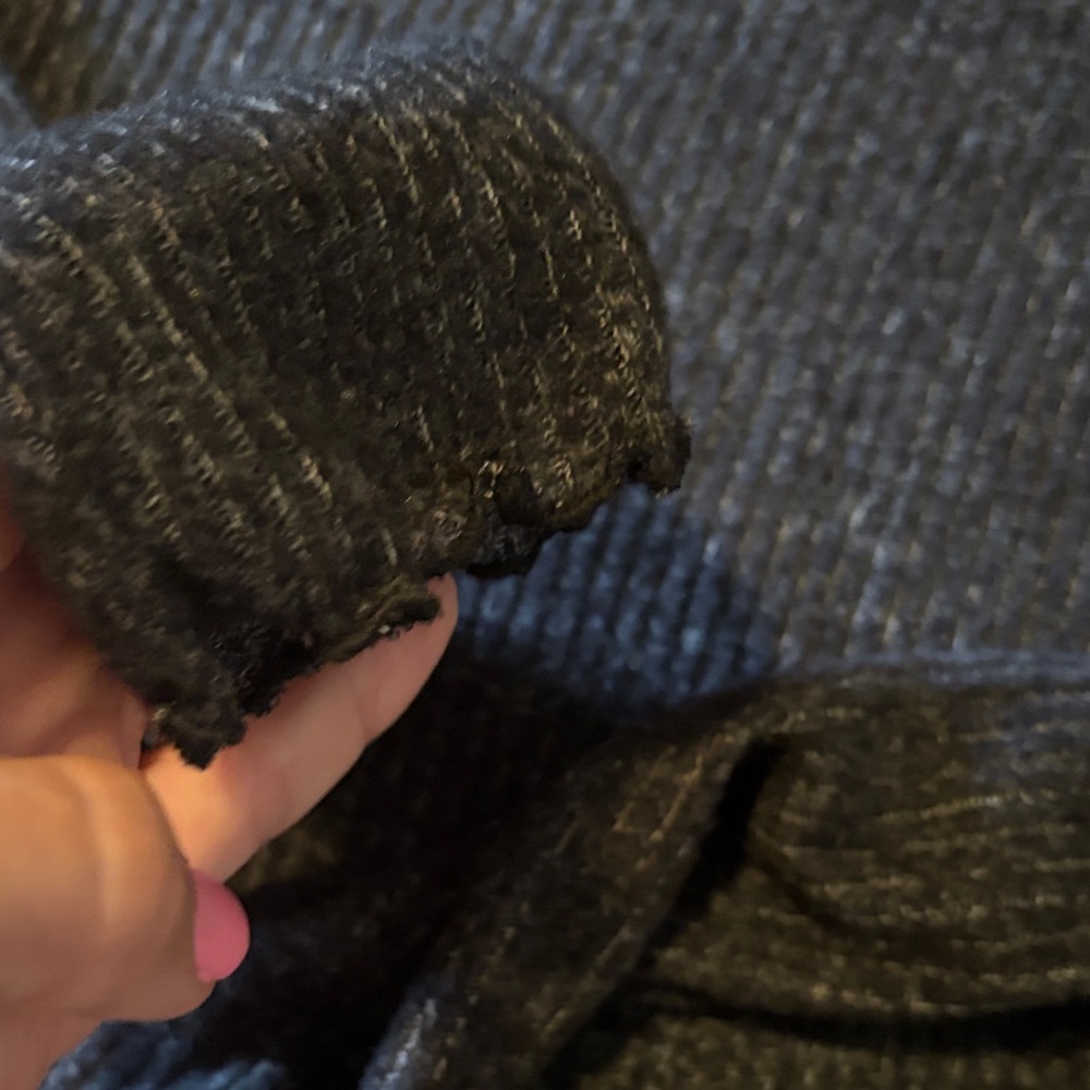 NWT Black Ribbed Women's Sweater - Picture 2 of 4